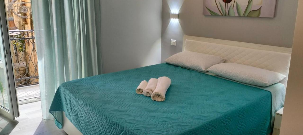 Bed and Breakfast Le Vie Del Centro à Sciacca Extérieur photo
